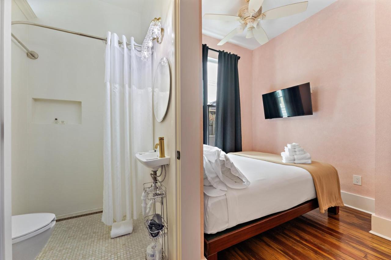 Domum De Vence Hotel Galveston Exterior photo